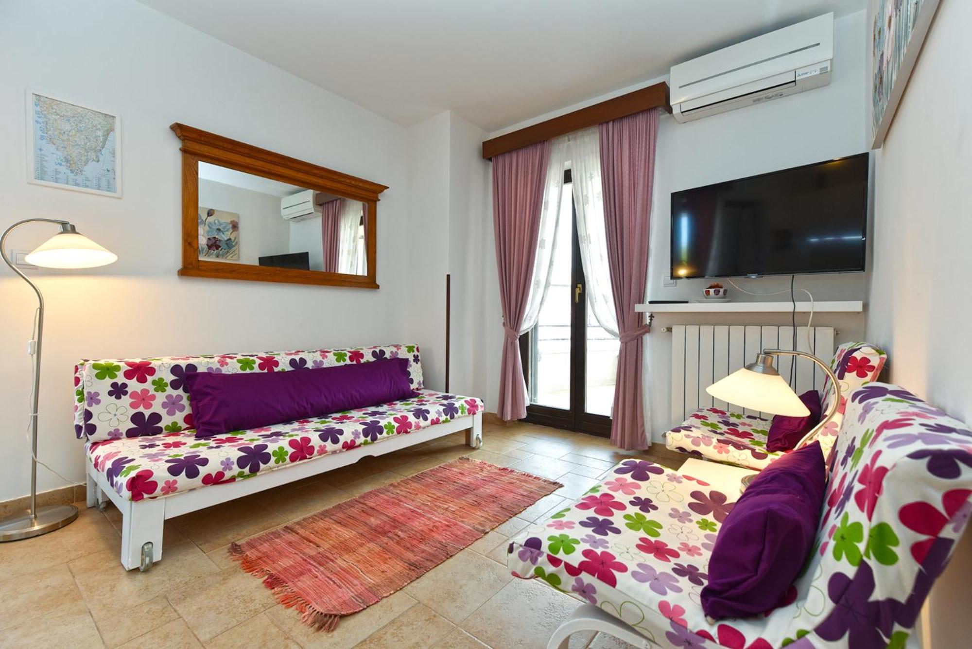 וודניאן Apartments Zeljka 1787 מראה חיצוני תמונה